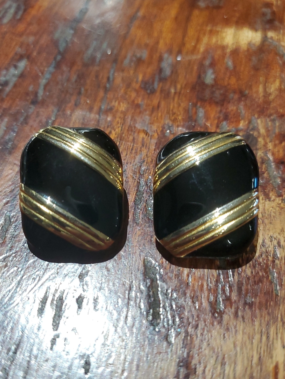 Vintage Black Gold Diagonal Stripe Clip-On Earrings Ginnie Johansen Designs Vtg